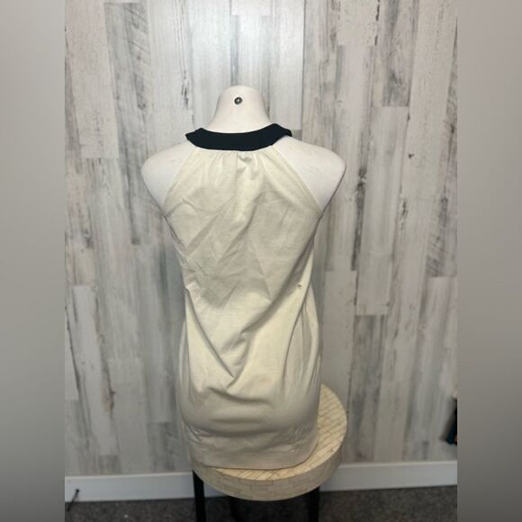 Dress - Picture 7 of 8